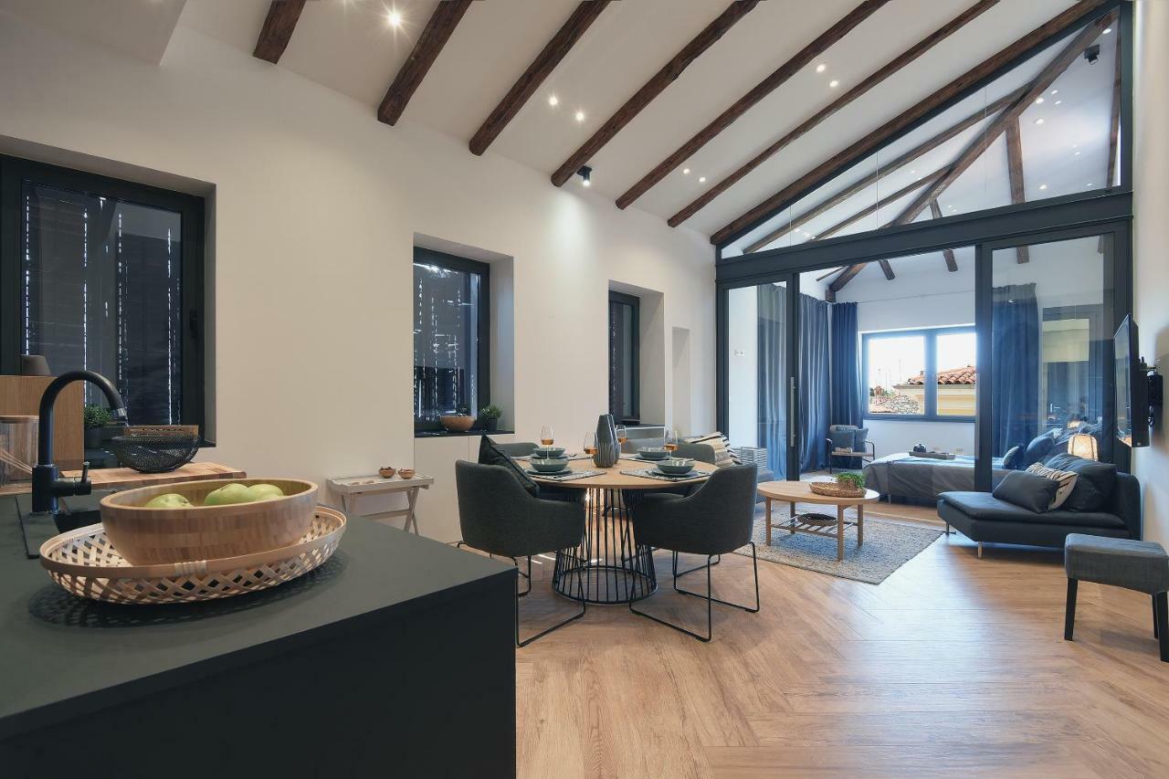 Jana Apartment Pula Bagian luar foto